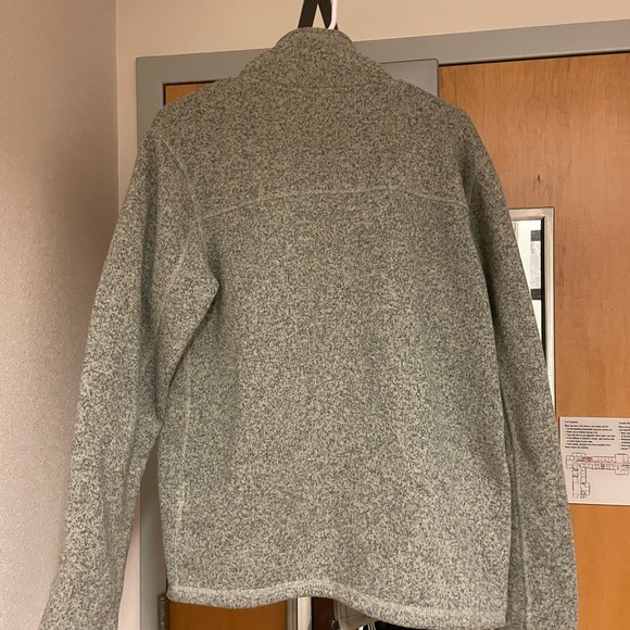 The North Face Fleece Jacket mid-layer - Picture 2 of 4